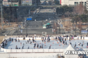 경기평화광장 스케이트장, 40여일 겨울 추억 만들기