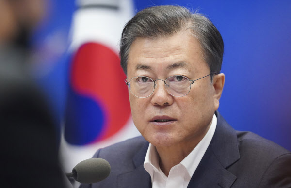 모든 국민이 납득할 수 있는 보편타당하고 합리적인 정책 결정은 지도자의 커다란 덕목 가운데 하나이다.