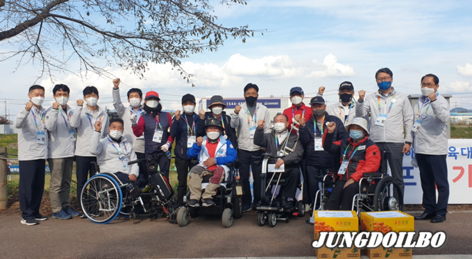 경기도의회 문화체육관광위원회 파크골프선수단 격려