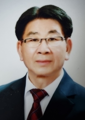 한기호 칼럼니스트. 전 경기도의회 의원. 현 경영지도사 
