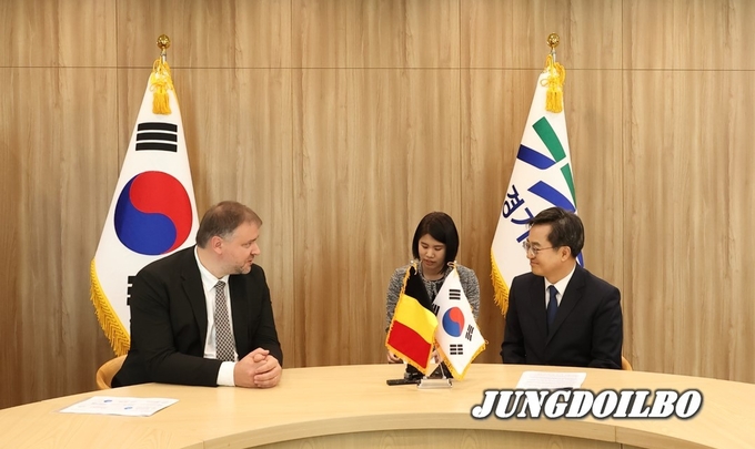 벨기에 헤레우스일렉트로나이트 CEO 면담