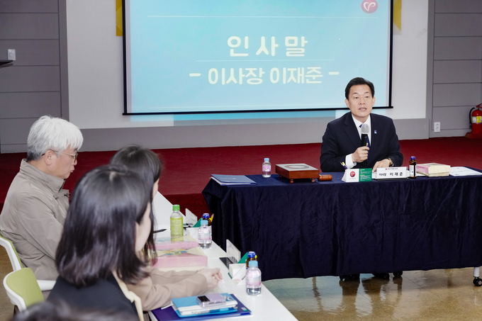 이재준 시장이 인사말을 하고 있다.