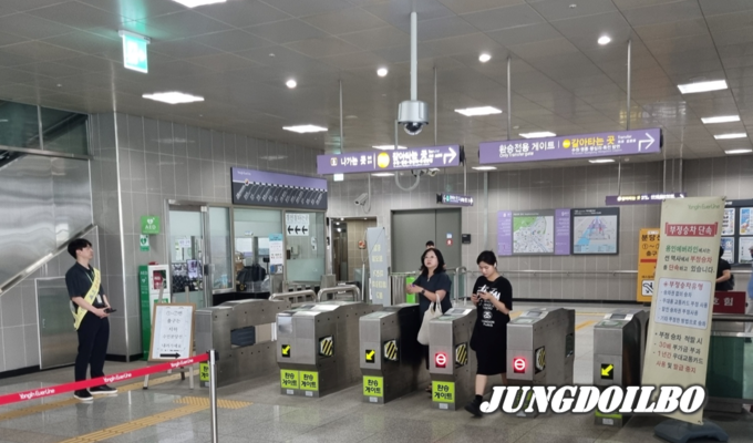 용인특례시가 18일부터 22일까지 용인경전철 부정 승차를 막기 위한 특별 단속을 벌인다