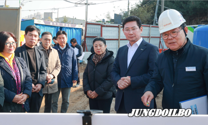  지난 22일 지방도 315호선 지하차도 공사현장을 직접 방문한 이상일 용인특례시장