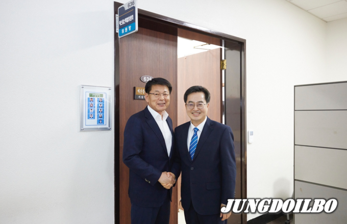 12월 12일 김동연 경기도지사, 국회 서삼석 예산결산특별위원장 면담 =자료사진 경기도