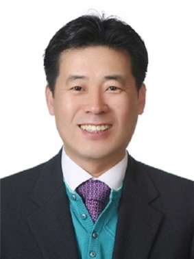 정광량 의회사무국장
