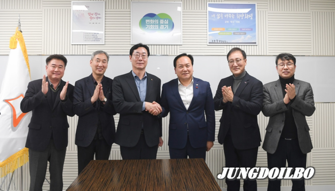 이권재 오산시장, 정명근 화성시장 만나 행정·교통현안 협업 논의