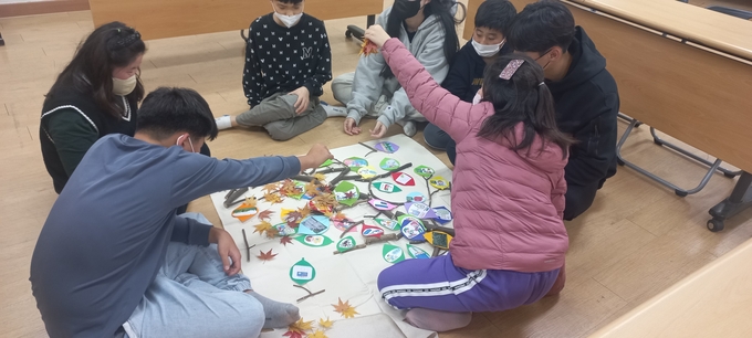 숲 체험 프로그램은 장소 구애받지않고 체험 가능