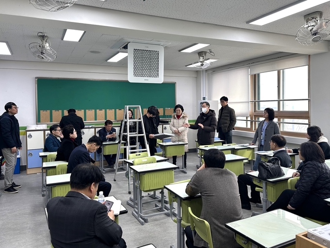 시민감사관과 함께 학교 미세먼지 대응 강화사업′ 과감사 시행(감사관) 2024년 상반기 성과감사 현장사진