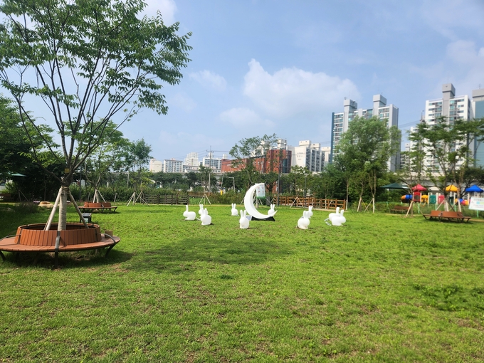 용인특례시 처인구 유방동 234-2번지 일대 8184 규모로 조성된 유방동 도시숲 전경