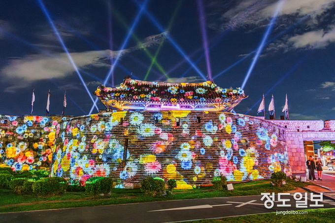 2024 국가유산 미디어아트 수원화성.