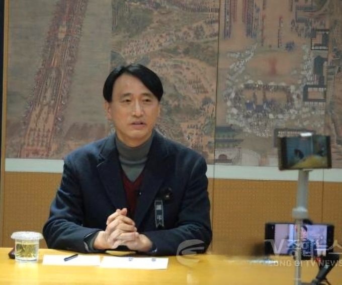오영균 대표이사는 "시민 여러분의 많은 관심과 응원 덕분에 수원문화재단이 많은 성과를 이루어왔다. 앞으로도 계속해서 수원시의 문화와 예술을 발전시키는 데 더욱 힘쓸 것"이라고 강조했다.