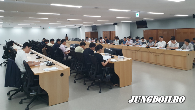 지난해 8월 13일 진행된 시·기초도시공사 간담회 모습 = 자료사진 경기도