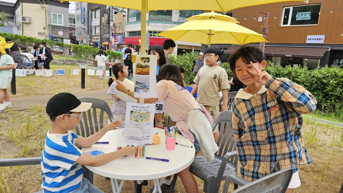 수원화성 “2025년 하남지 ‘봄’ 청보리 축제