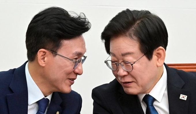 김민석 총리 후보자와 이재명 대통령.