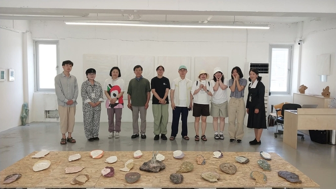 문화예술제가 열리는 3일 동안 누드앤H츠 참가팀의 특별전시회 '목단꽃이 지기전에'가 진행됐다. 