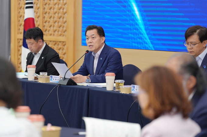 이재준 시장이 인사말을 하고 있다.