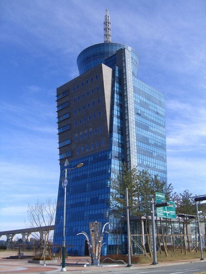 경기도경제자유구역청 전경 