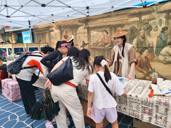꼬마거북이 놀장·보부상마켓이 열린 모습.
