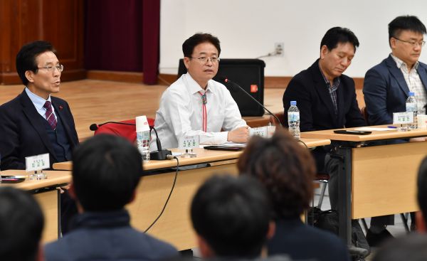 문경에서 두 번째 새바람 행복경북 현장 도지사실 개최