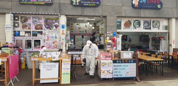 완도군, 코로나바이러스 예방 위해 전통시장 방역 강화