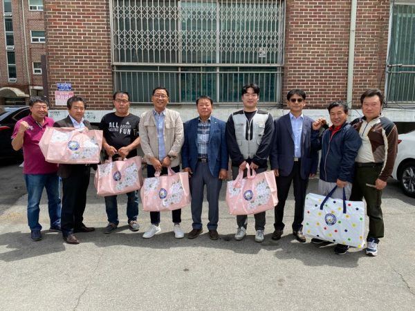 (사)남양주동부중소기업인협회, 가정의 달 기념‘나눔 꾸러미’지원