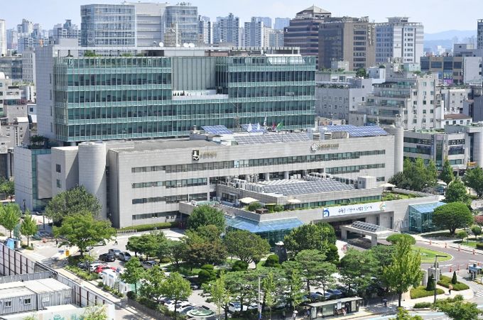 수원시청 전경