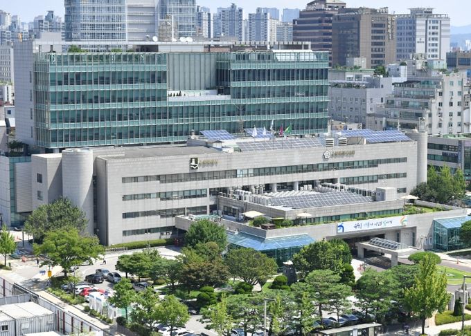 수원시청사 전경