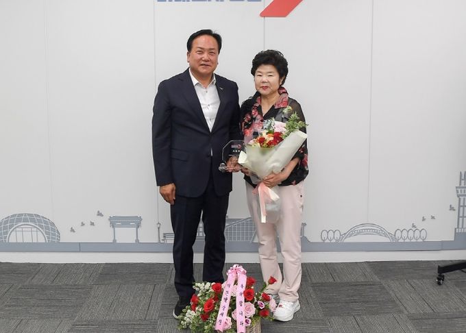 오산시, ‘1일 명예시장’으로 이창심씨 위촉