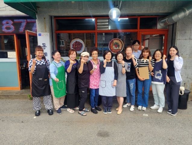 의정부시 가능동 동네식당, 정성 가득 어르신 식사 대접