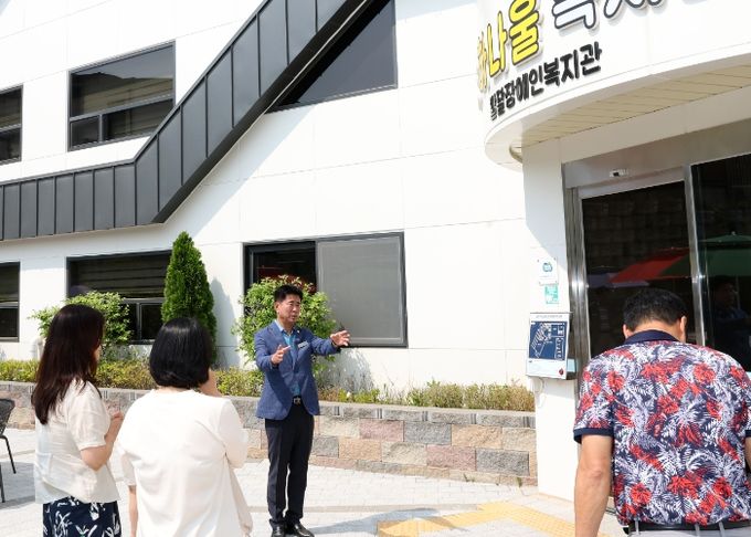 오산시의회 성길용 의장, 복지시설·도로 등 민원 현장방문 점검