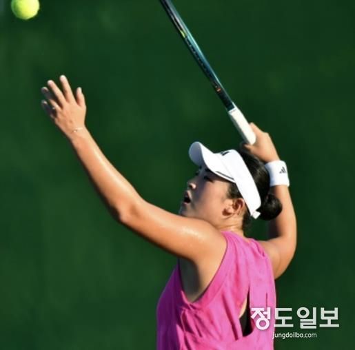 의정부시청 테니스팀 위휘원 선수, ITF 나콘시 탐마랏 국제투어 1차 대회 여자복식 3위 달성