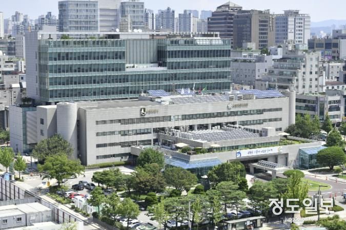 수원시청사