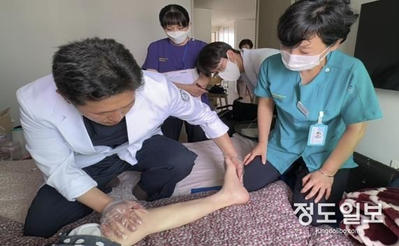 찾아가는 화성시 돌봄의료센터