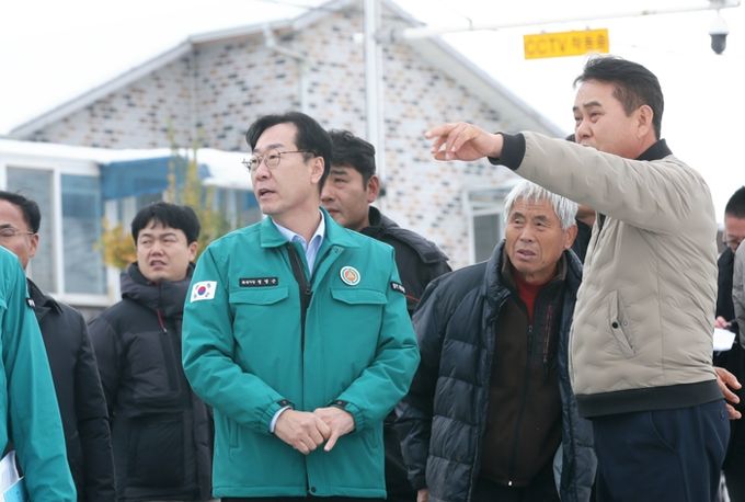 정명근 화성시장, 기록적인 폭설피해 현장점검에 나서