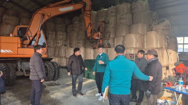 설 명절 도로 제설 작업 현장 격려