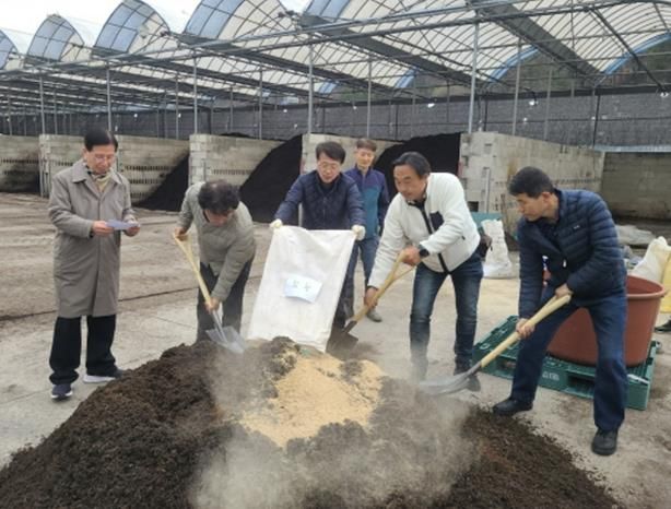 2024년도 영농기초기술교육 ‘퇴비 및 유기질 비료 제조’ 현장실습 사진