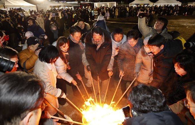 화성특례시, 첫 대보름 축제 성료...104만 화성특례시민의 염원 담아