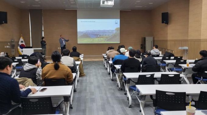 고흥군, 네덜란드 스마트팜 전문가 초청 특강 가져