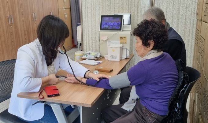 영광군, AI-IoT 어르신 건강관리서비스 신규 참여자 300명 모집