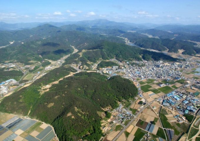 고령 시가지와 주산성 전경