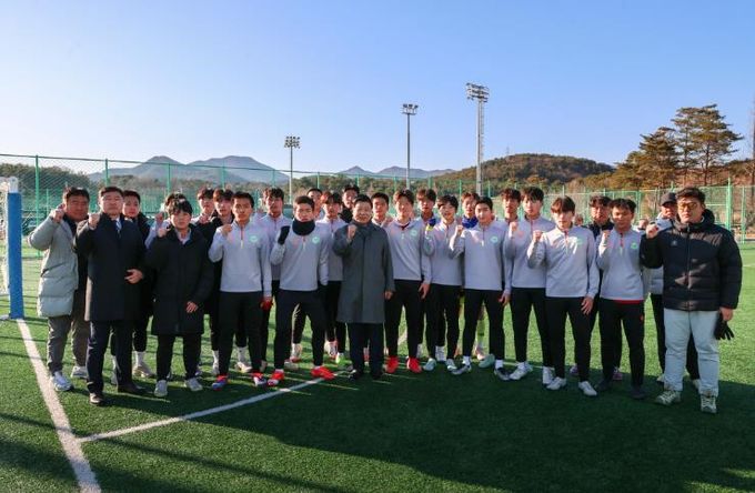 이상근 고성군수, 제47회 문화체육부장관배 전국고등학교 축구대회 격려 방문