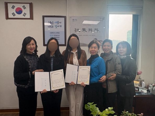 수원시 장안구 새마을지도자조원2동부녀회, ‧고등학생 2명에 ‘행복드림(Dream) 장학금’ 전달