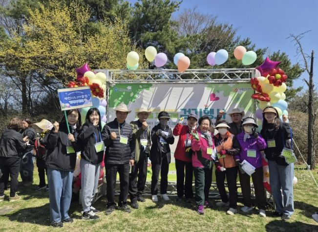 제천시니어클럽 노인일자리 및 사회활동지원사업 참여자와 함께하는 '한마음 치매극복 걷기행사'